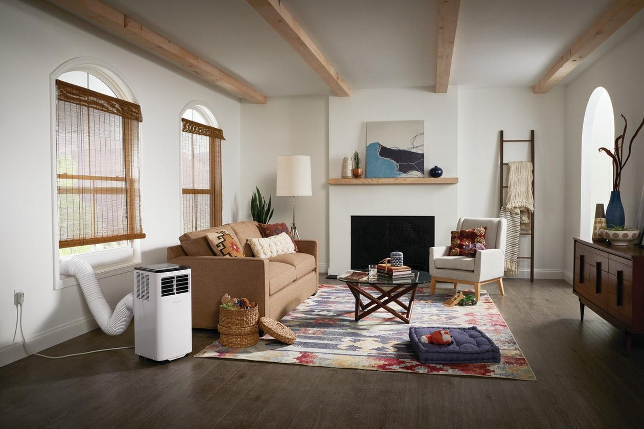 Portable Room Air Conditioner with Dehumidifier Mode 8,000 BTU (ASHRAE) / 5,500 BTU (DOE)