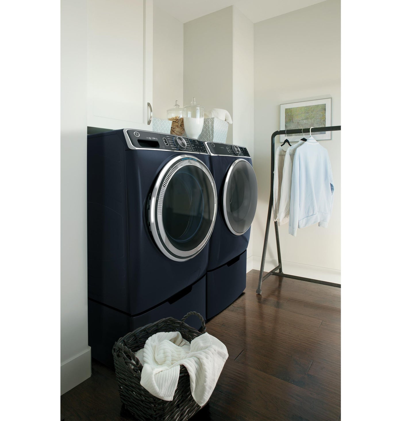 GE® 5.0 cu. ft. Capacity Smart Front Load ENERGY STAR® Steam Washer with SmartDispense™ UltraFresh Vent System with OdorBlock™ and Steam