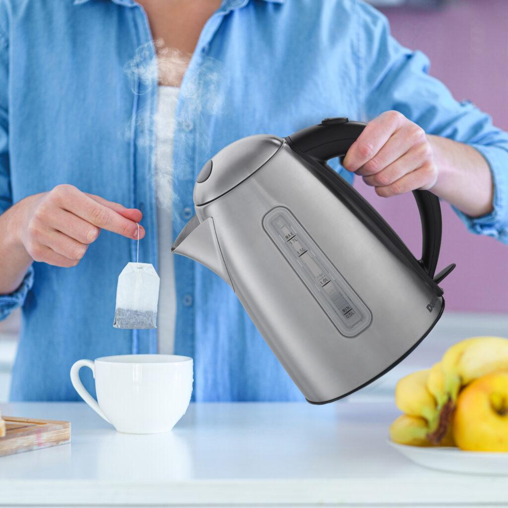 Danby 1.7L Kettle in Stainless Steel