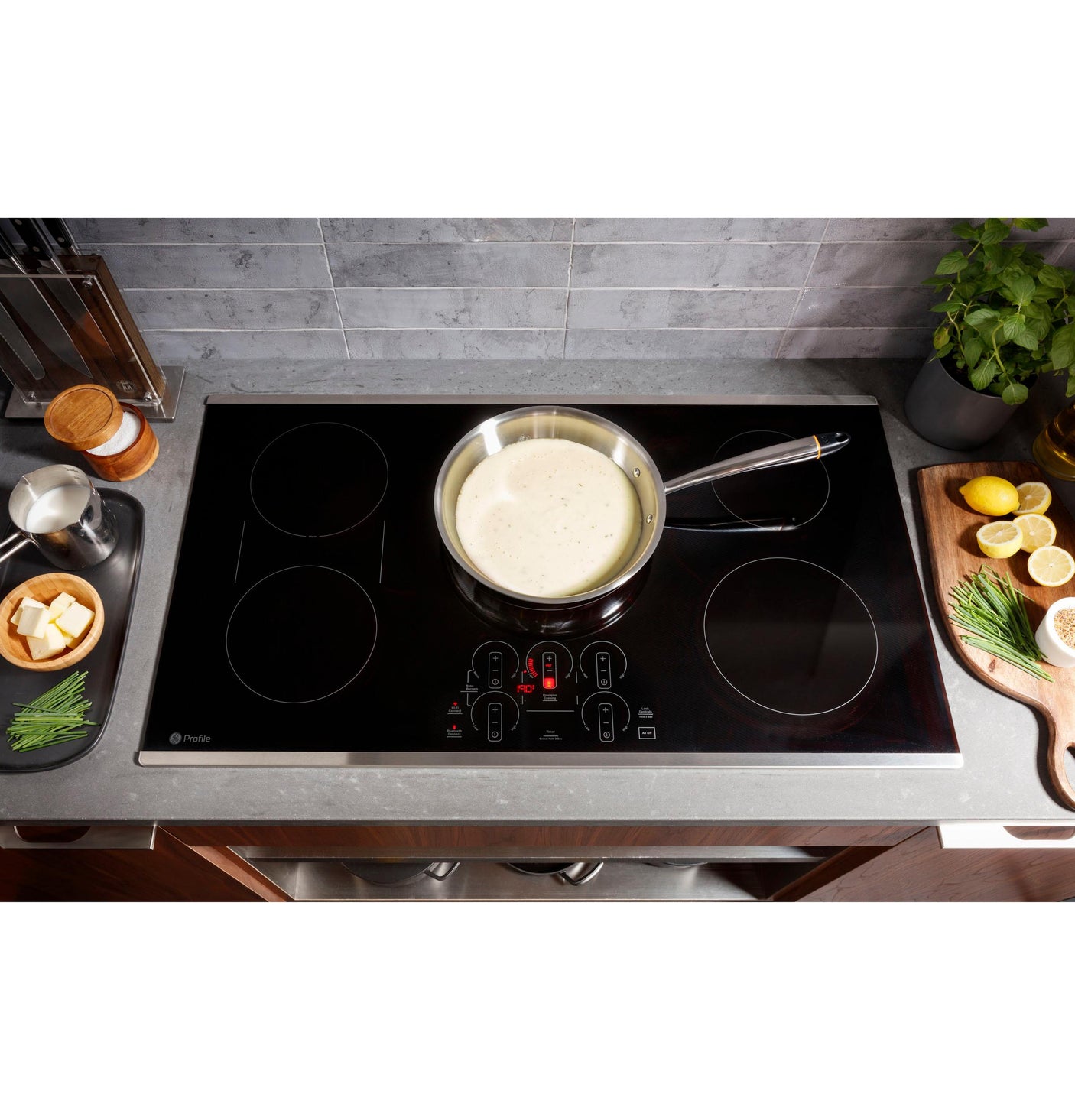 GE Profile™ ENERGY STAR® 30" Built-In Touch Control Induction Cooktop
