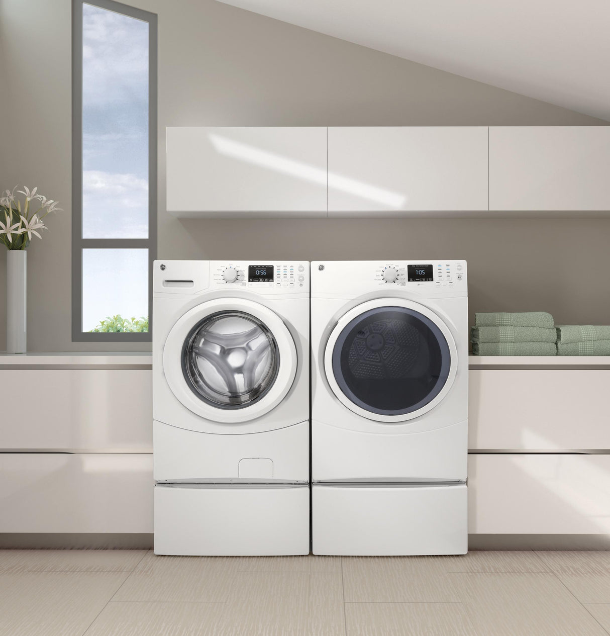 Laundry Front Load Pedestal