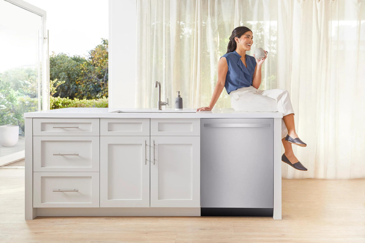 300 Series Dishwasher 24" Stainless Steel Anti-fingerprint