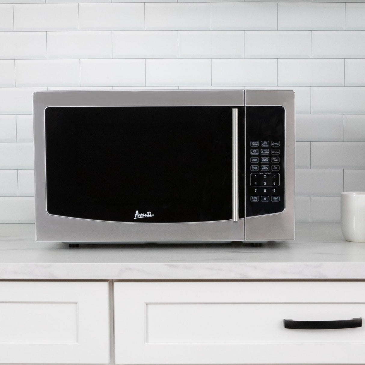 Avanti 1.1 cu. ft. Microwave Oven