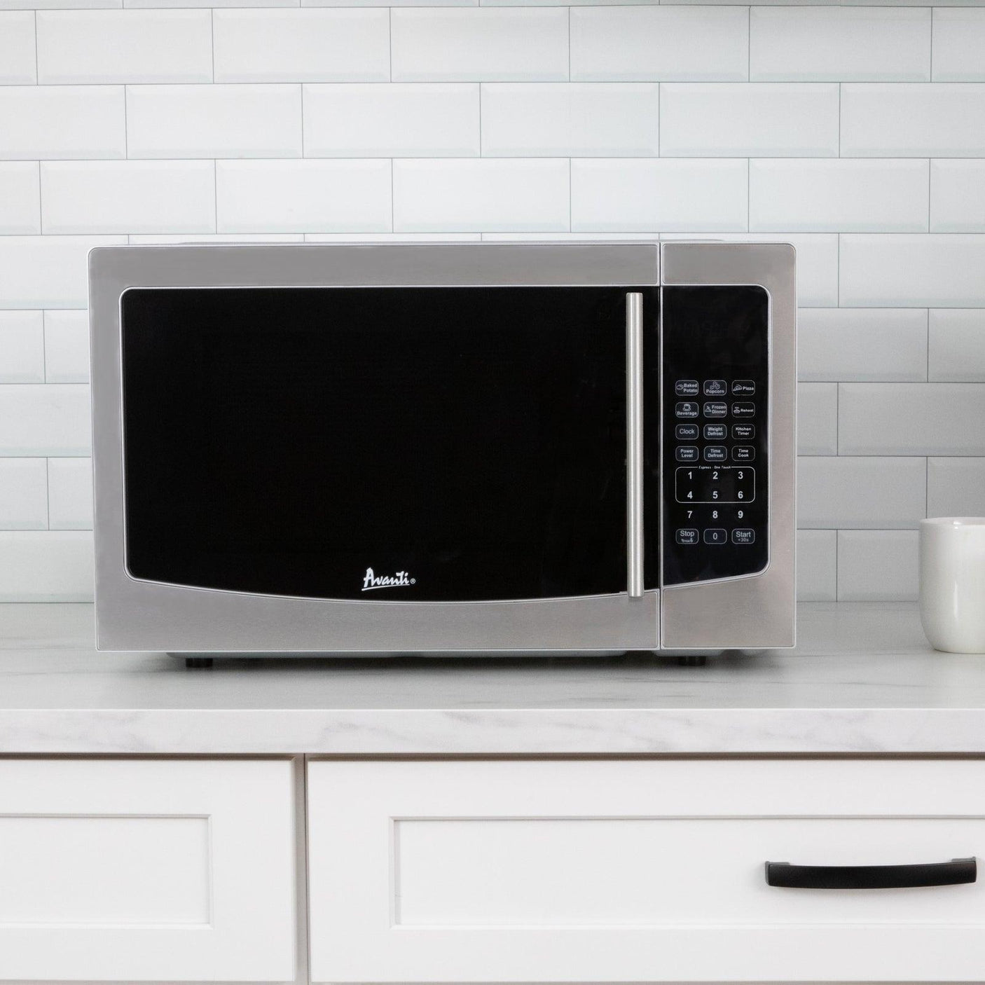 Avanti 1.1 cu. ft. Microwave Oven