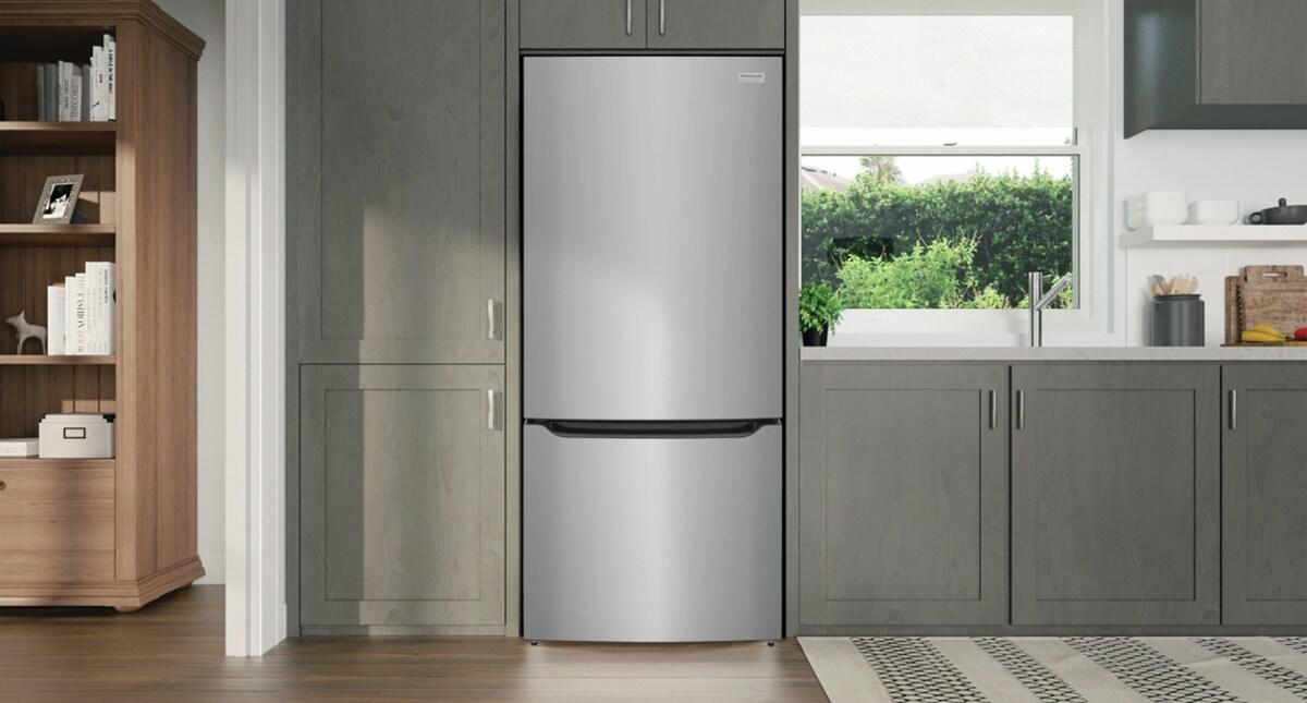 20 Cu. Ft. Standard-Depth Bottom Freezer Refrigerator