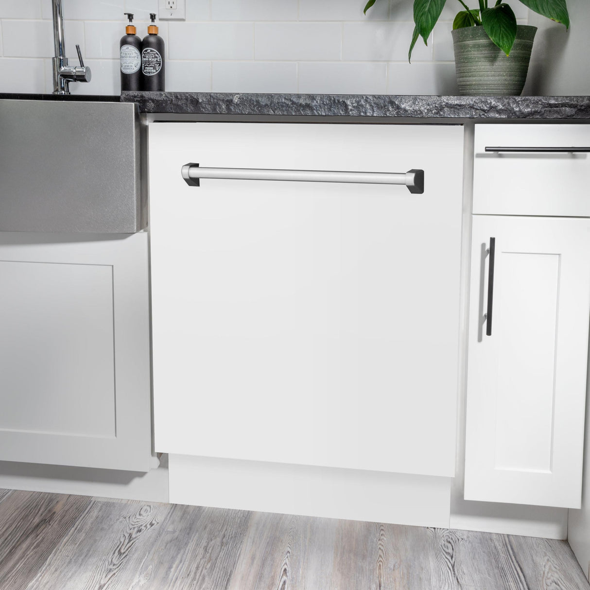 ZLINE 24" Tallac Series 3rd Rack Dishwasher with Traditional Handle, 51dBa (DWV-24) [Color: White Matte]