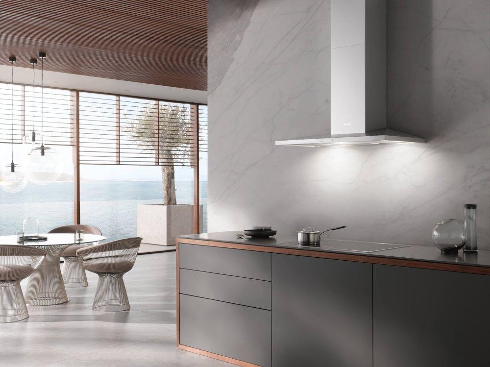 DA 399-7 Classic Stainless steel - Wall ventilation hood with energy-efficient LED lighting and backlit controls for easy use.