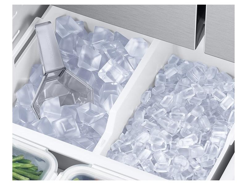 25 cu. ft. 33" 3-Door French Door Refrigerator with Beverage Center™ in Stainless Steel