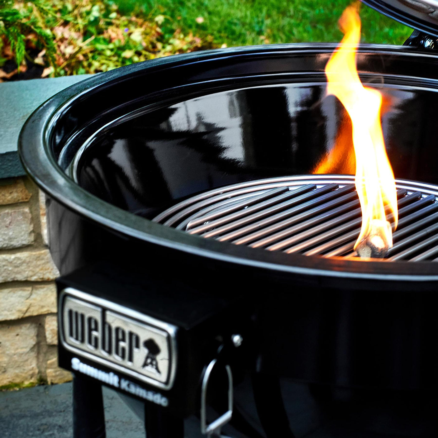 Summit® Kamado E6 Charcoal Grill - Black