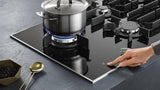 KM 3054 G - Gas cooktop with electronic functions for maximum safety and user convenience.