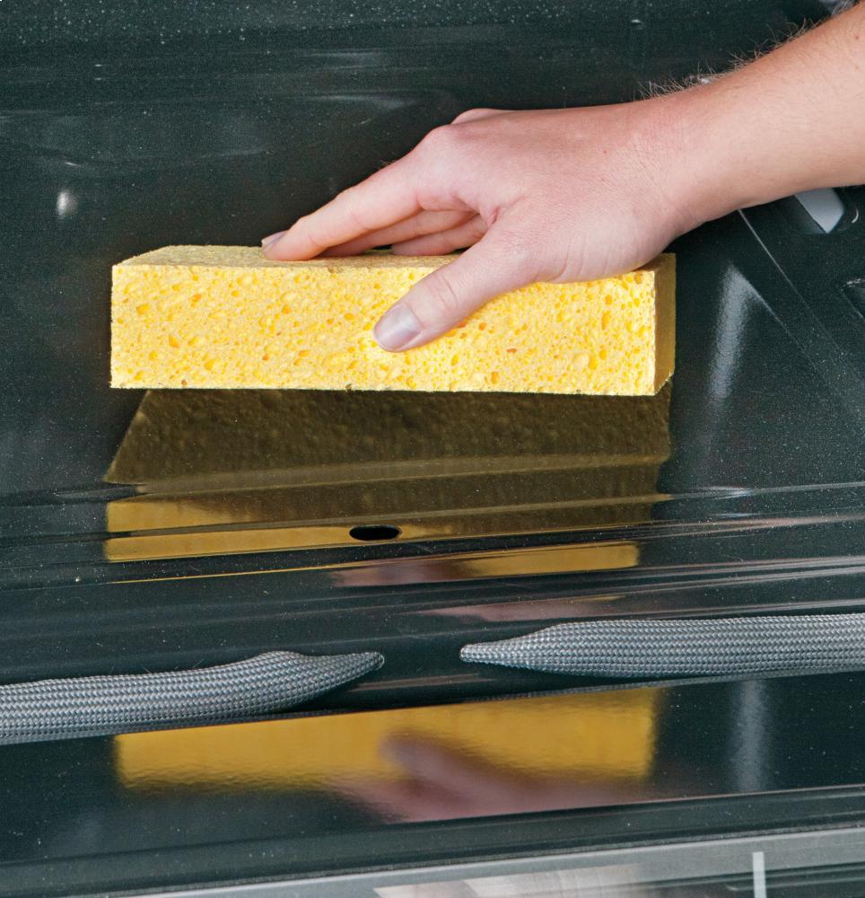 GE® 30" Free-Standing Gas Range