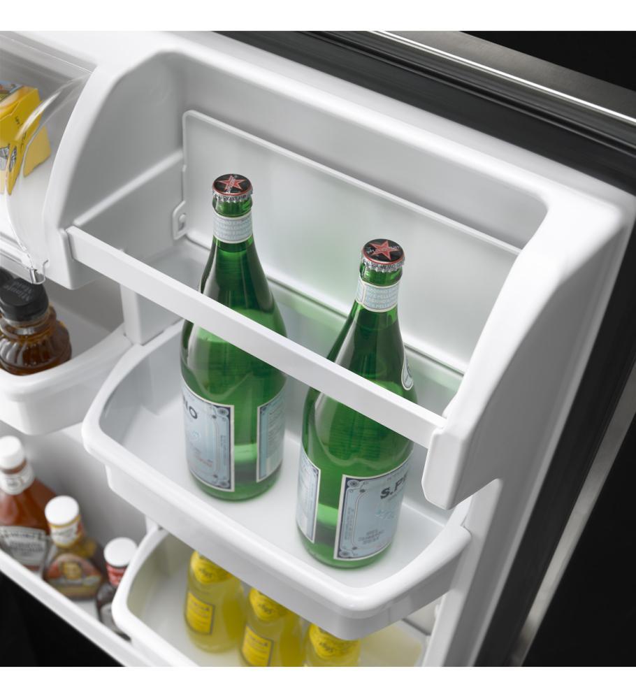 Top-Freezer Refrigerator with FreshLock Crispers
