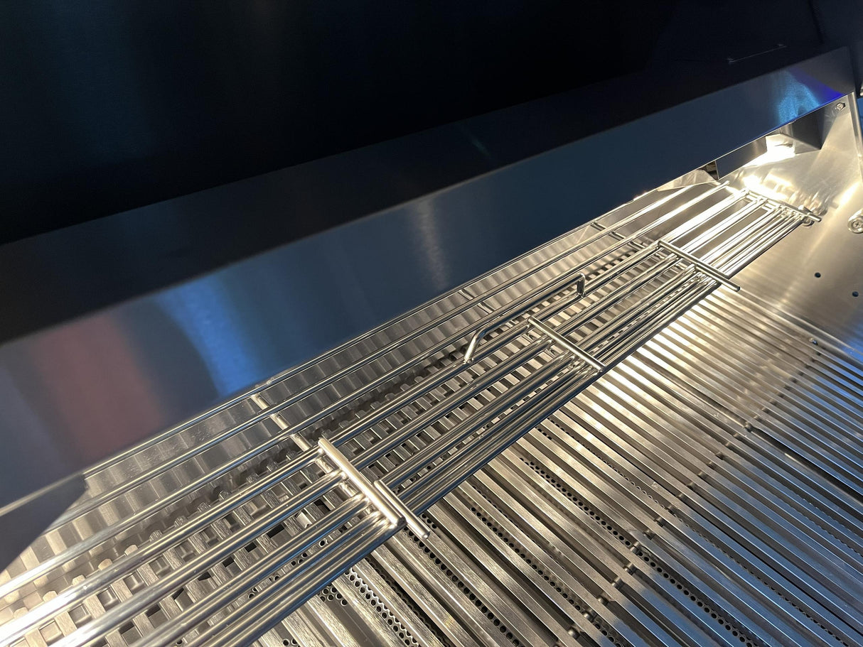 32" 3 burner XO Performance XLT2 Grill LP