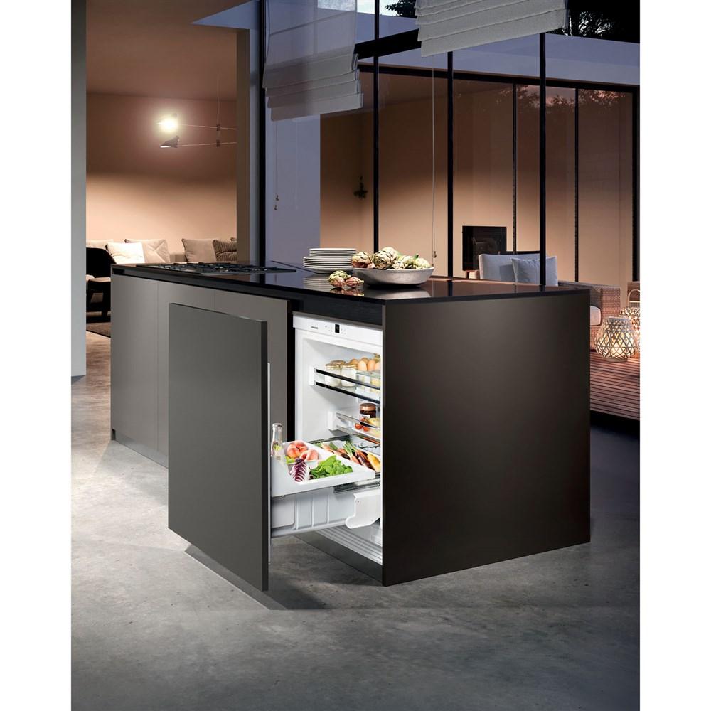 Undercounter Refrigerator 24", Pull Out Door/Drawer