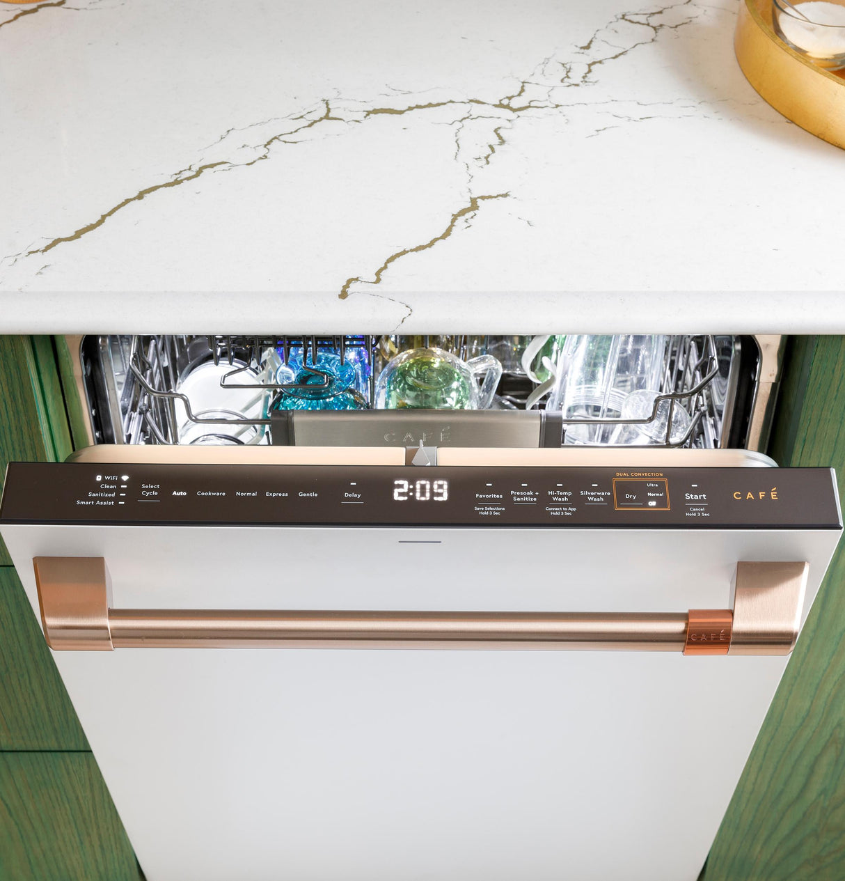 Café™ CustomFit ENERGY STAR Stainless Interior Smart Dishwasher with Ultra Wash Top Rack and Dual Convection Ultra Dry, LED Lights, 39 dBA