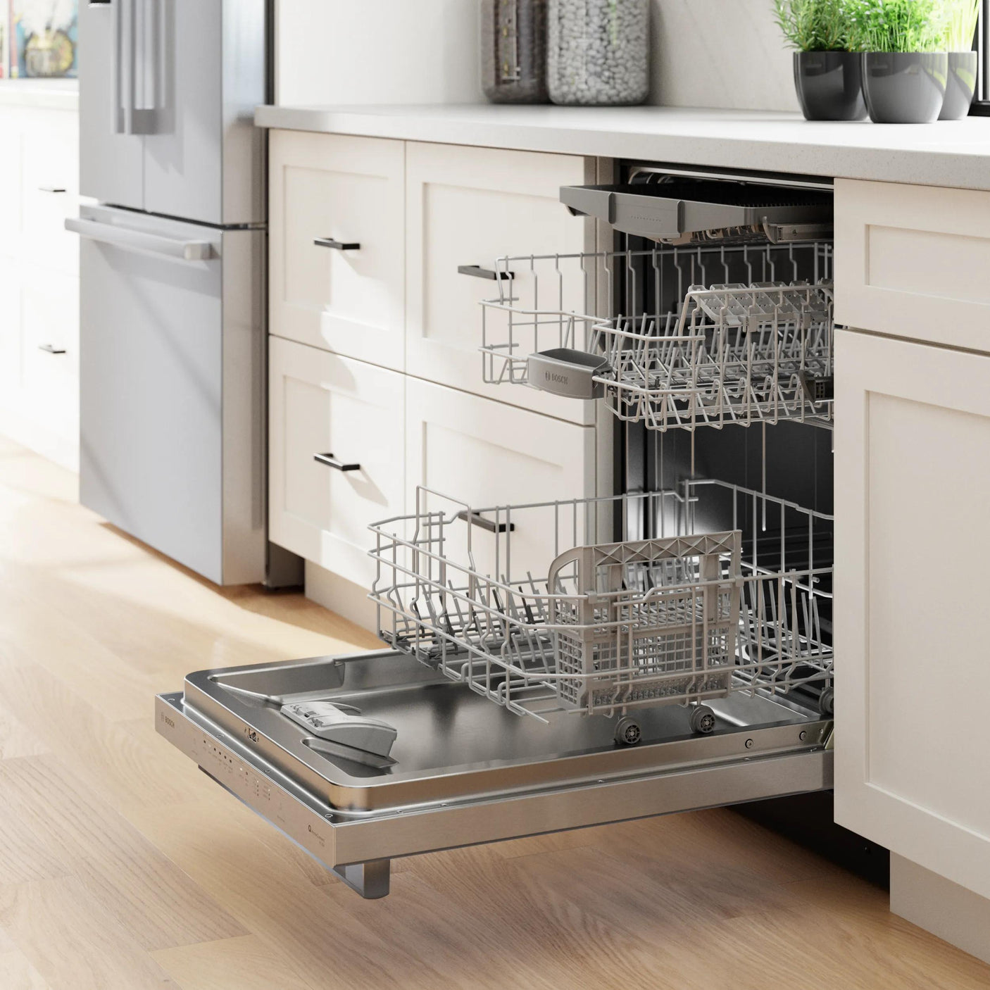 300 Series Dishwasher 24" Stainless Steel Anti-fingerprint