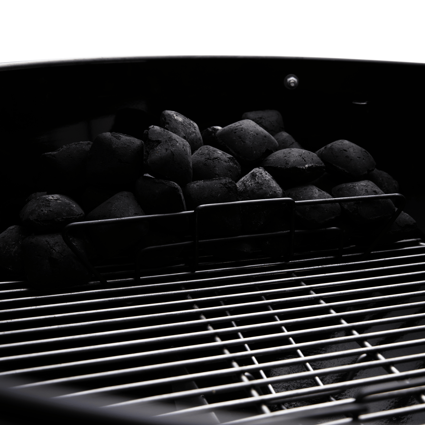 Master-Touch Charcoal Grill 26 - Black