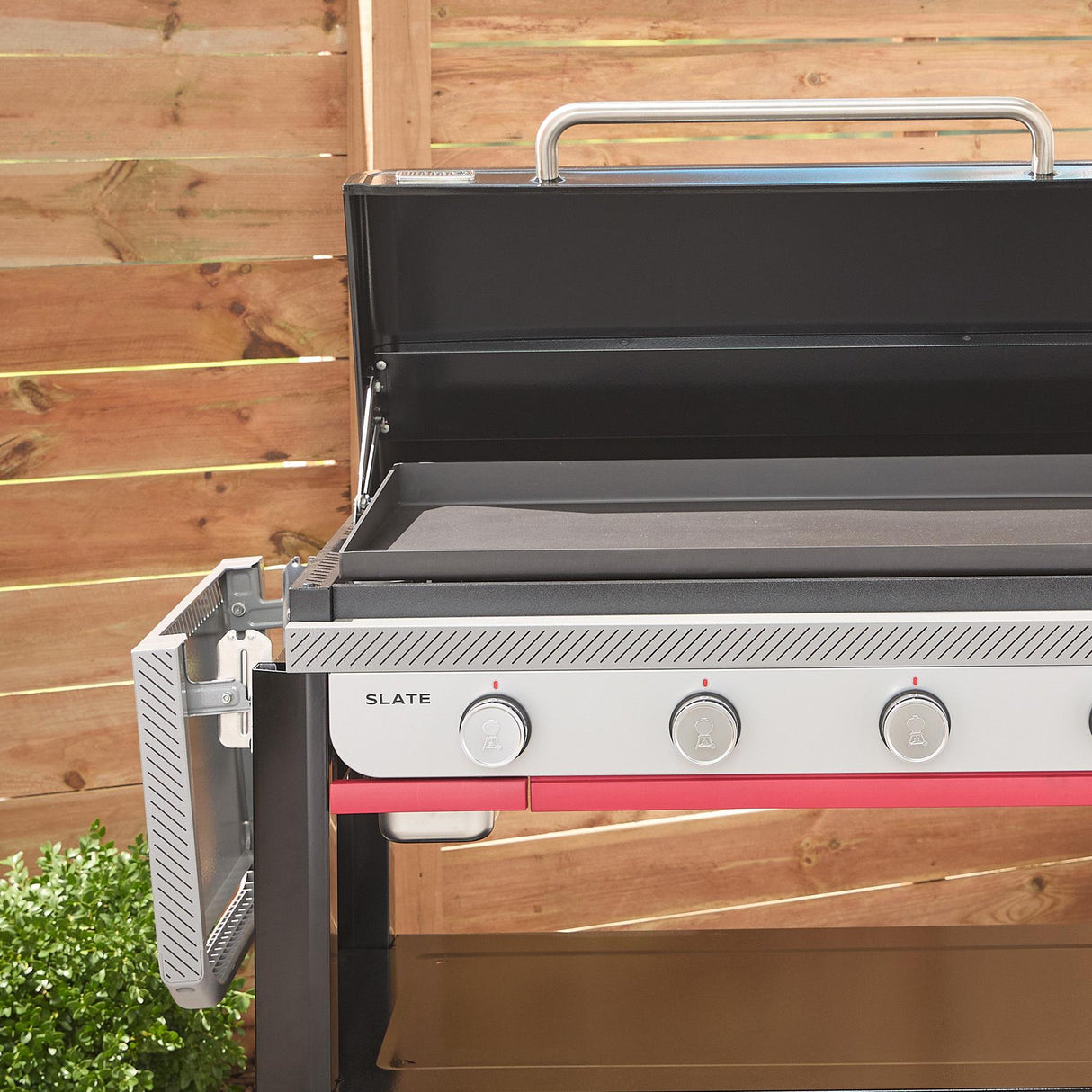 Slate® 36 Rust-Resistant Griddle (Natural Gas) - Black