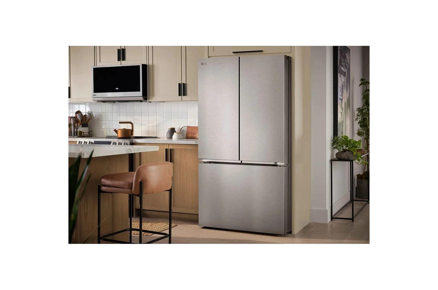 32 cu. ft. Smart Standard-Depth MAX™ French Door Refrigerator