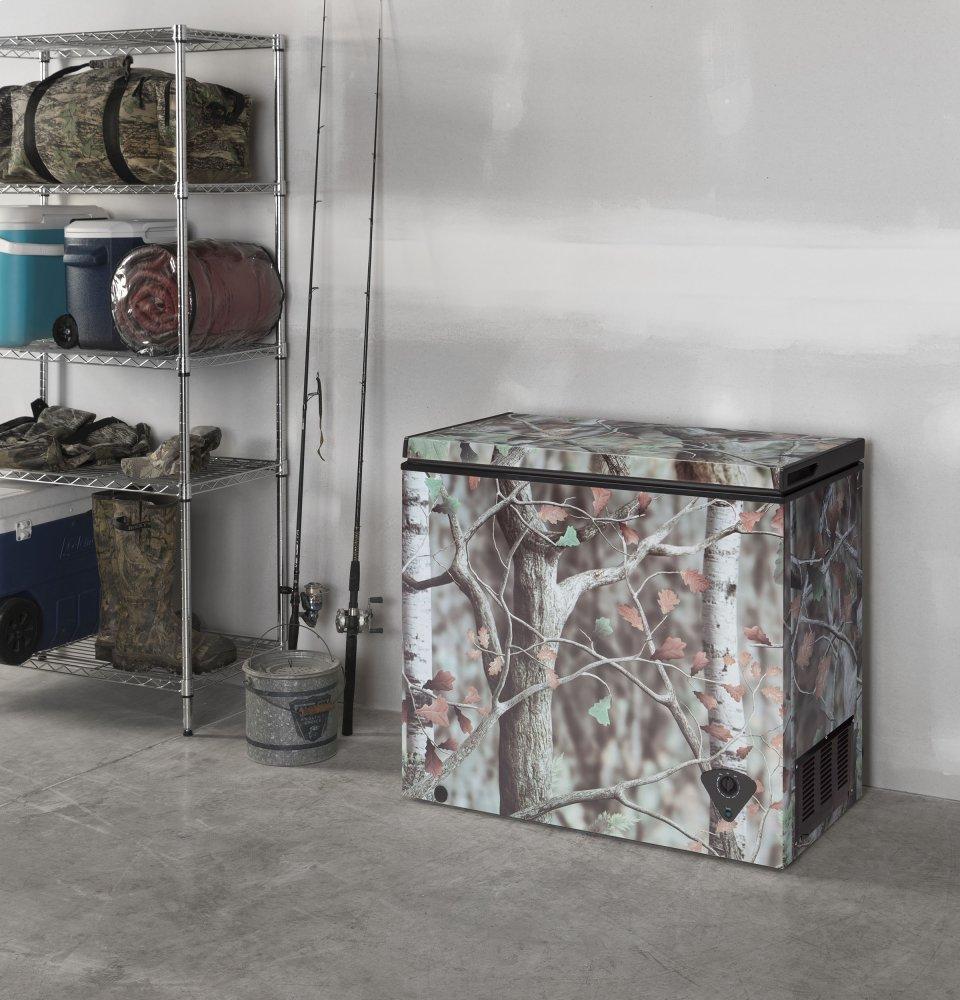 GE® 7.0 Cu. Ft. Camouflage Manual Defrost Chest Freezer