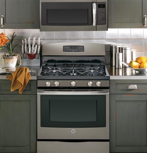 GE® 30" Free-Standing Gas Range