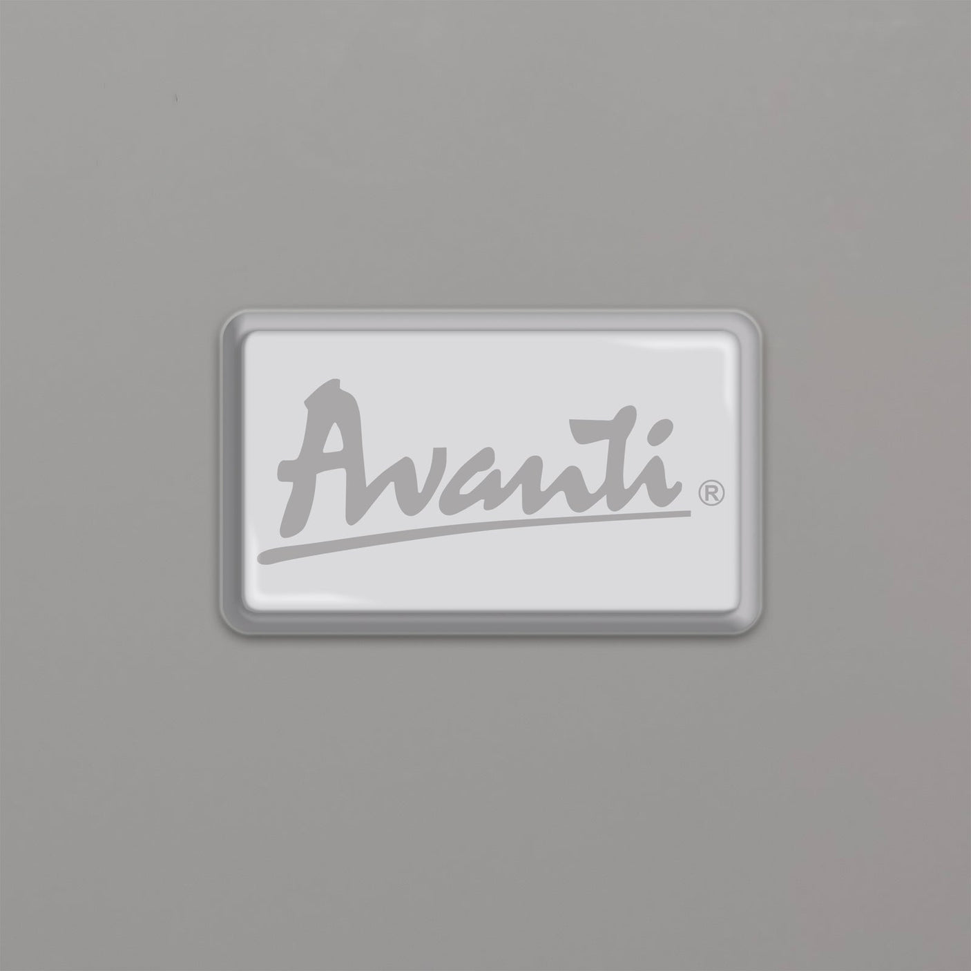 Avanti Garage Ready Chest Freezer - Platinum