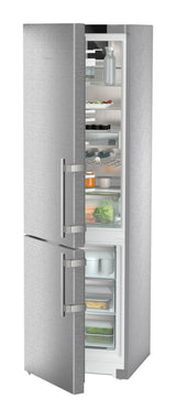 Combined fridge-freezers with EasyFresh and NoFrost