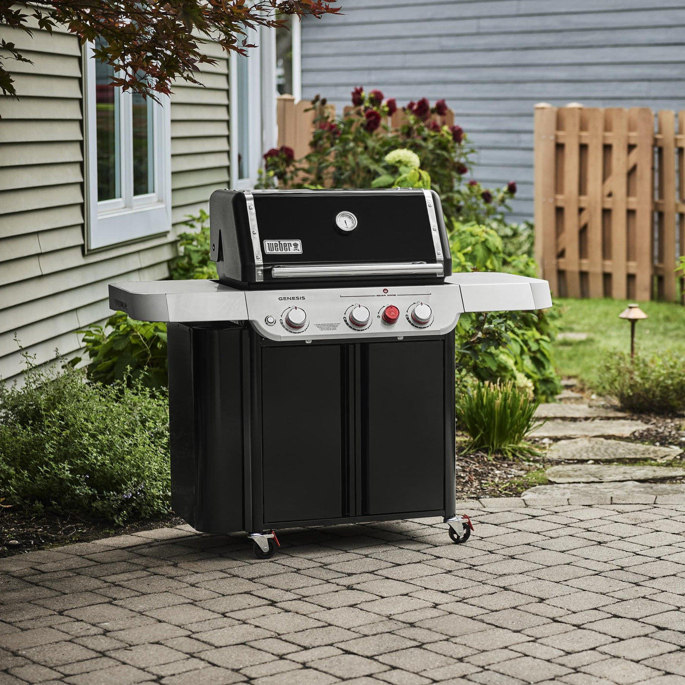 Genesis E-330 Gas Grill (Liquid Propane) - Black