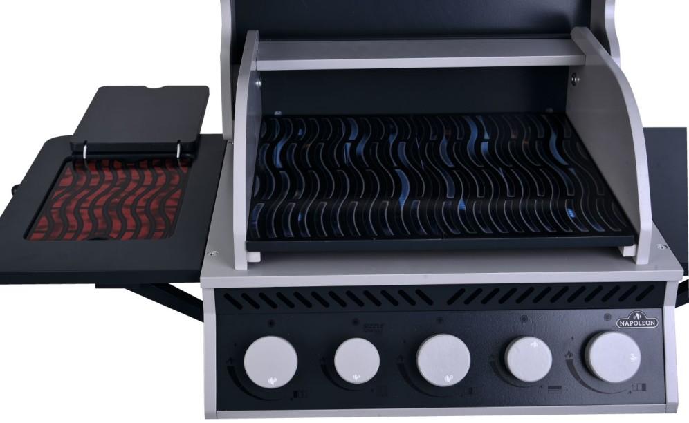 Mini BBQ for kids Your first barbecue should always be a Napoleon.