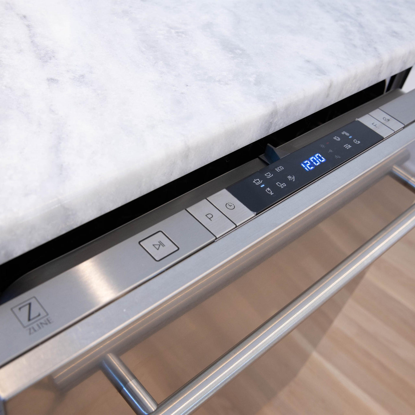 ZLINE 24 in. Top Control Dishwasher with Stainless Steel Tub and Modern Style Handle, 52dBa (DW-24) [Color: DuraSnow]