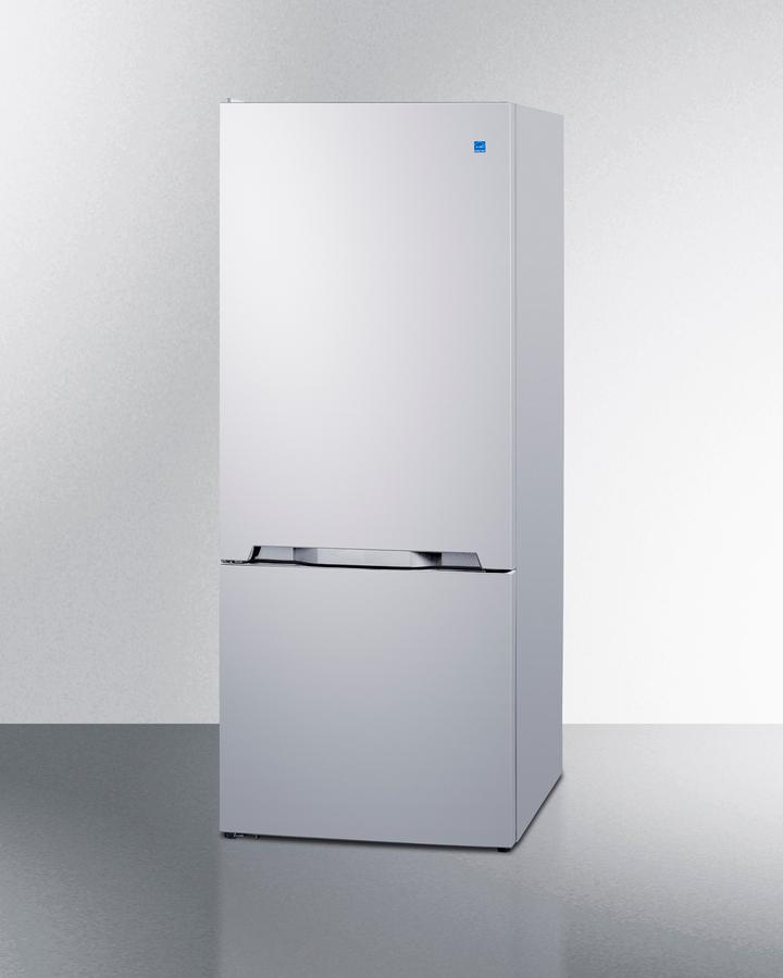 28" Wide Bottom Mount Refrigerator-freezer