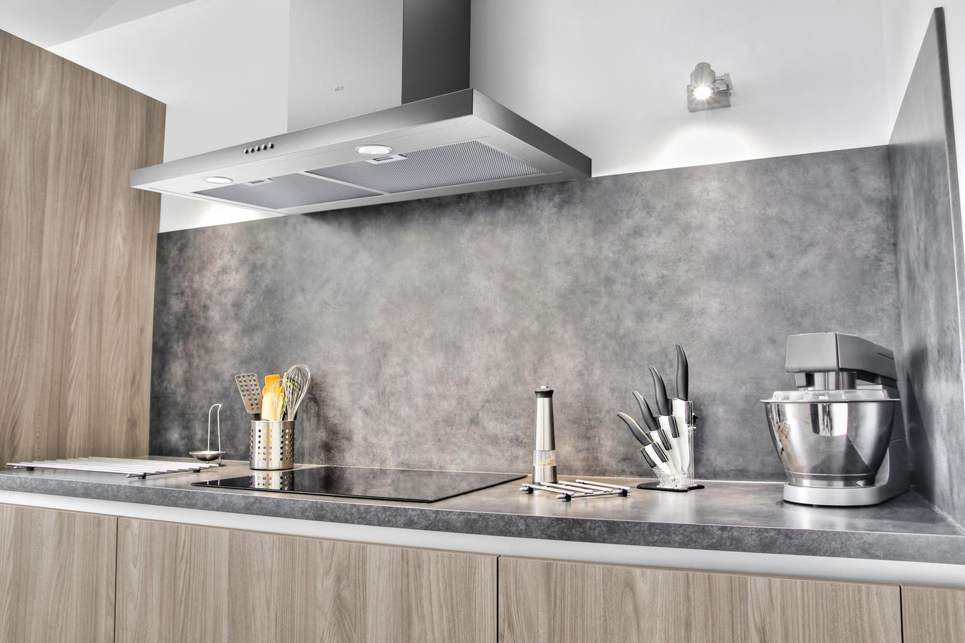 TOBLINO 24 Wall Mount Range Hood 24" wide - 400CFM