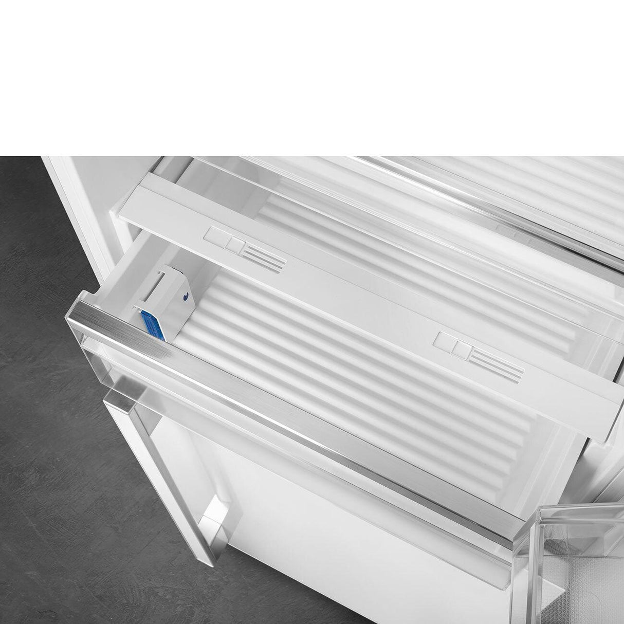 Refrigerator White FA490URWH