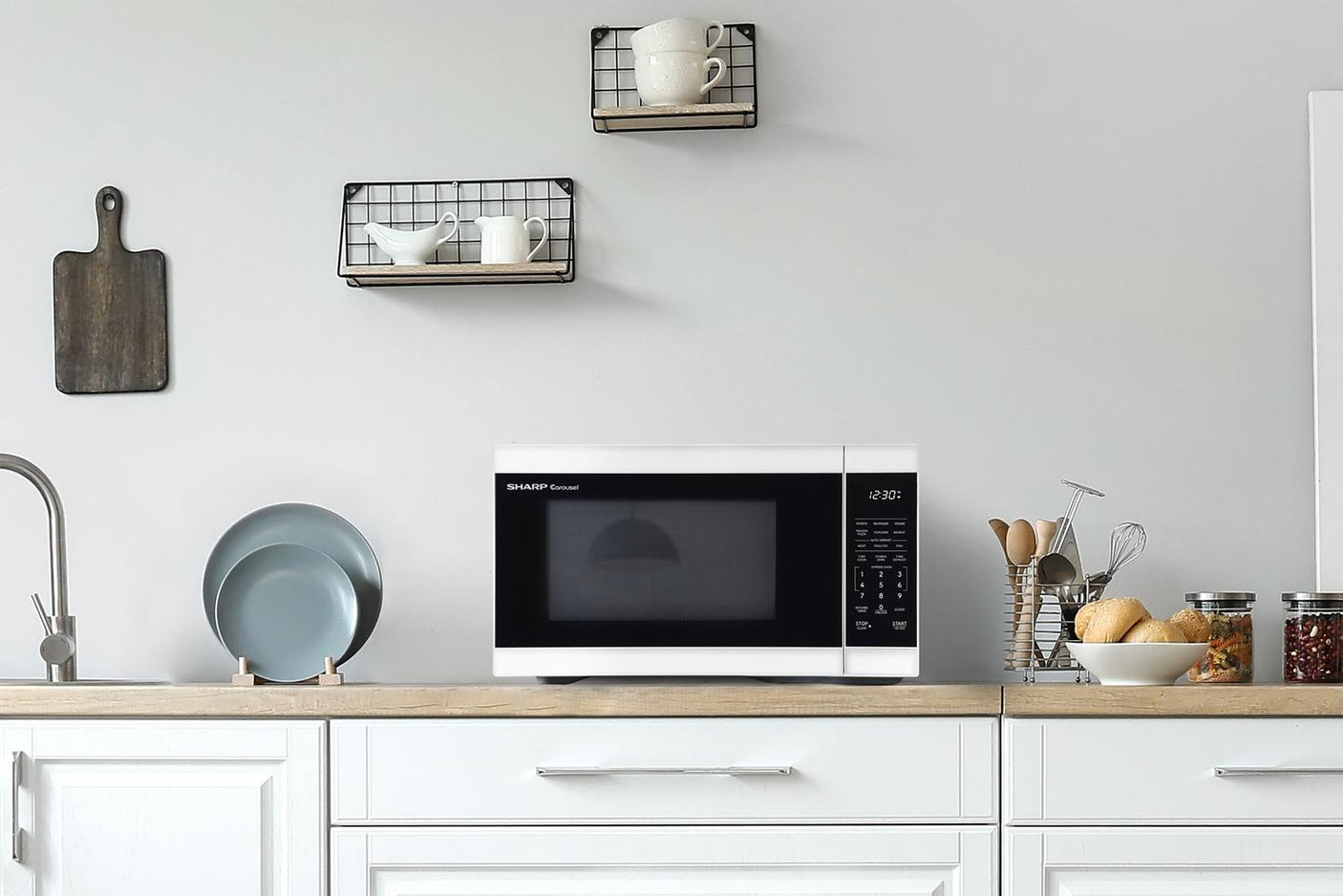 Sharp 1.1 cu. ft. 1000W White Countertop Microwave Oven