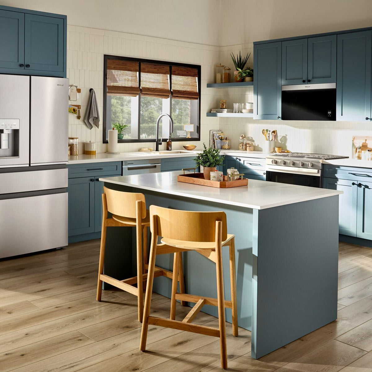 Whirlpool® 36-inch True Counter Depth 4-Door French Door Refrigerator with Nugget Ice - 22 cu. ft.