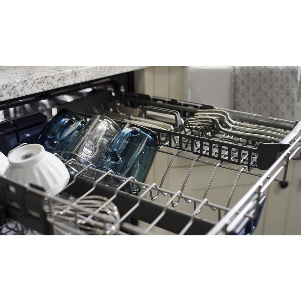24 Top Control Dishwasher with Dual Power Filtration, PowerBlast® Cycle and 3rd Level Rack - 47 dBA