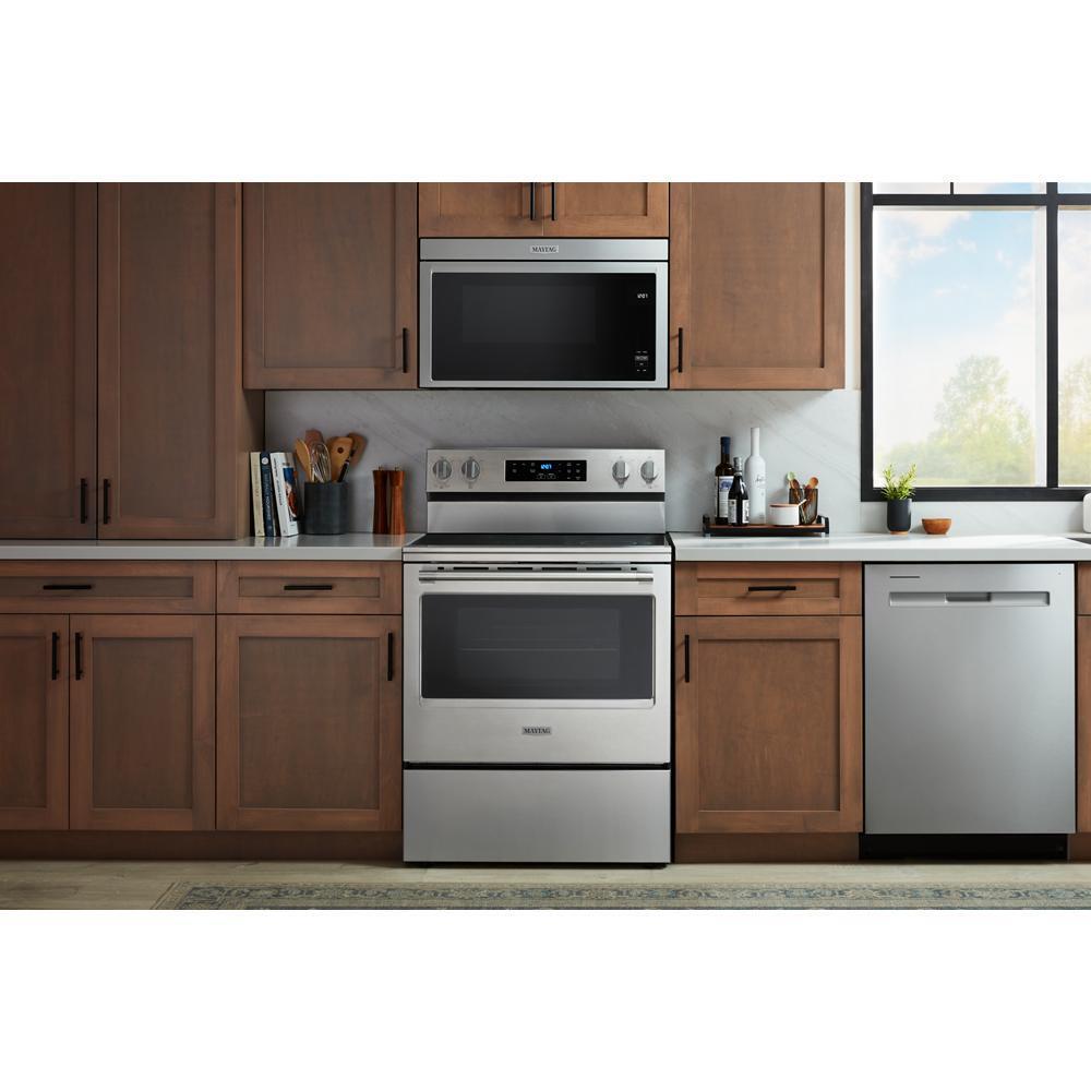 30-Inch Wide Electric Range With Steam Clean - 5.3 cu. ft.