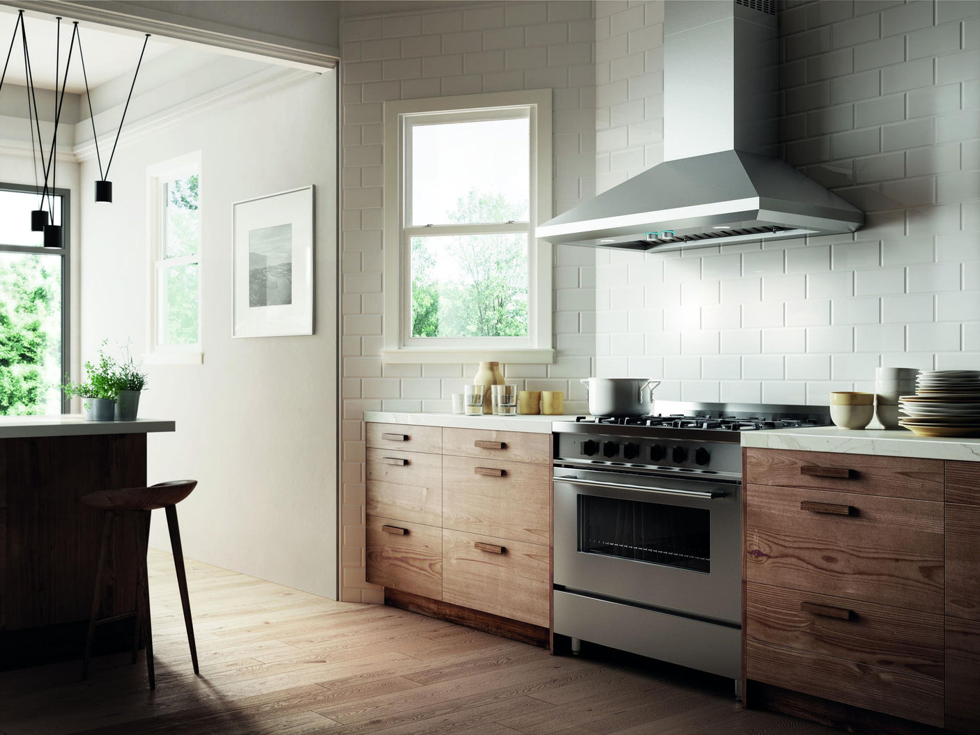LEONE Wall Mount Range Hood 42" wide - 1200CFM