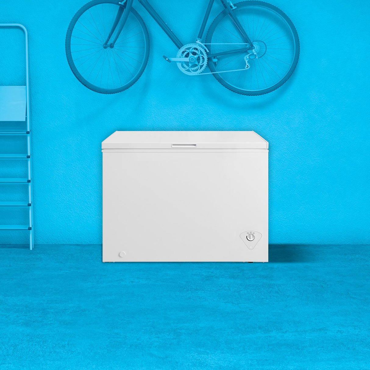 Element Electronics 10.2 cu. ft. Chest Freezer - White (ECF10MD1BW)
