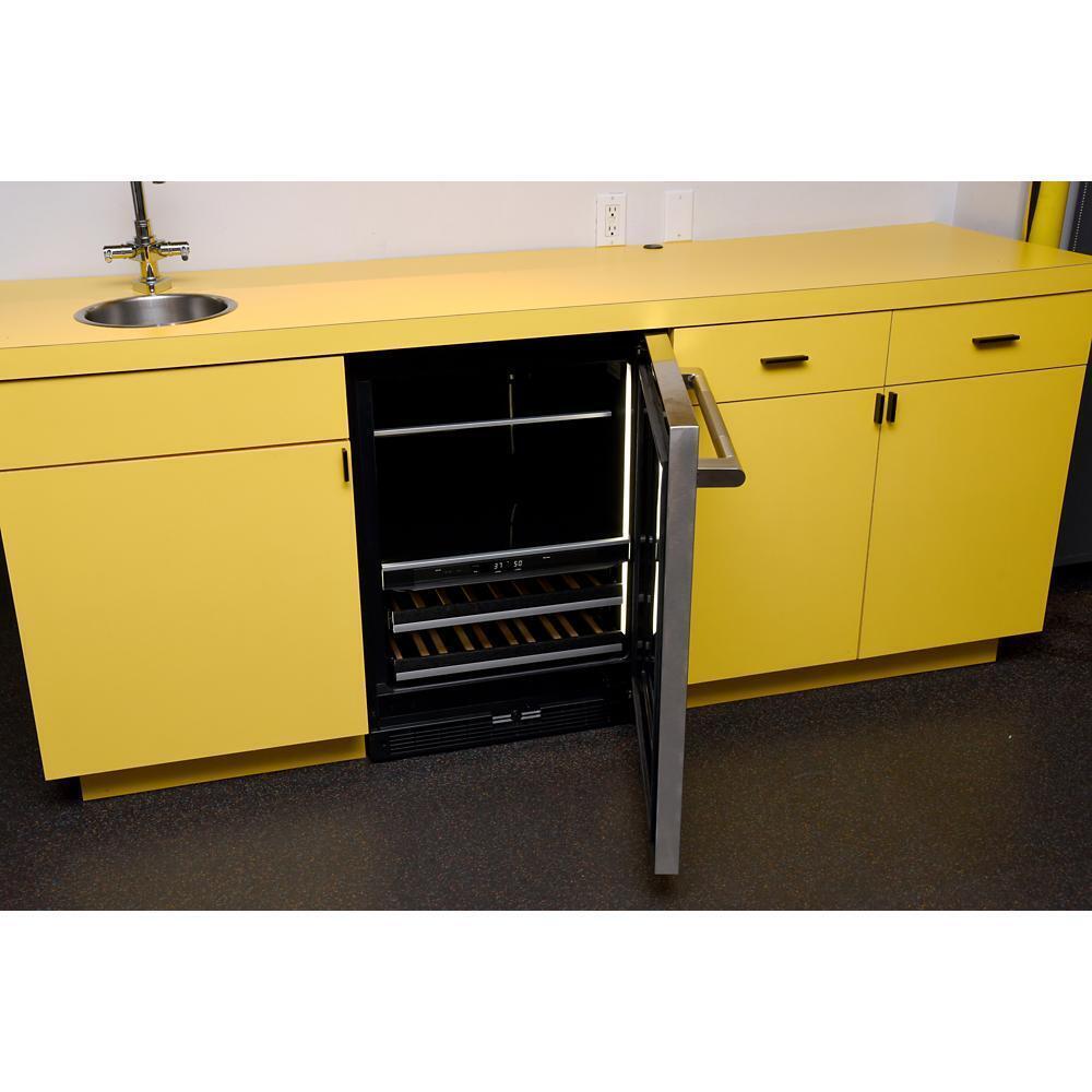 RISE™ 24" Built-In Undercounter Beverage Center, Right Swing