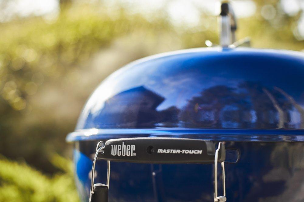 Master-Touch Charcoal Grill 22" - Deep Ocean Blue