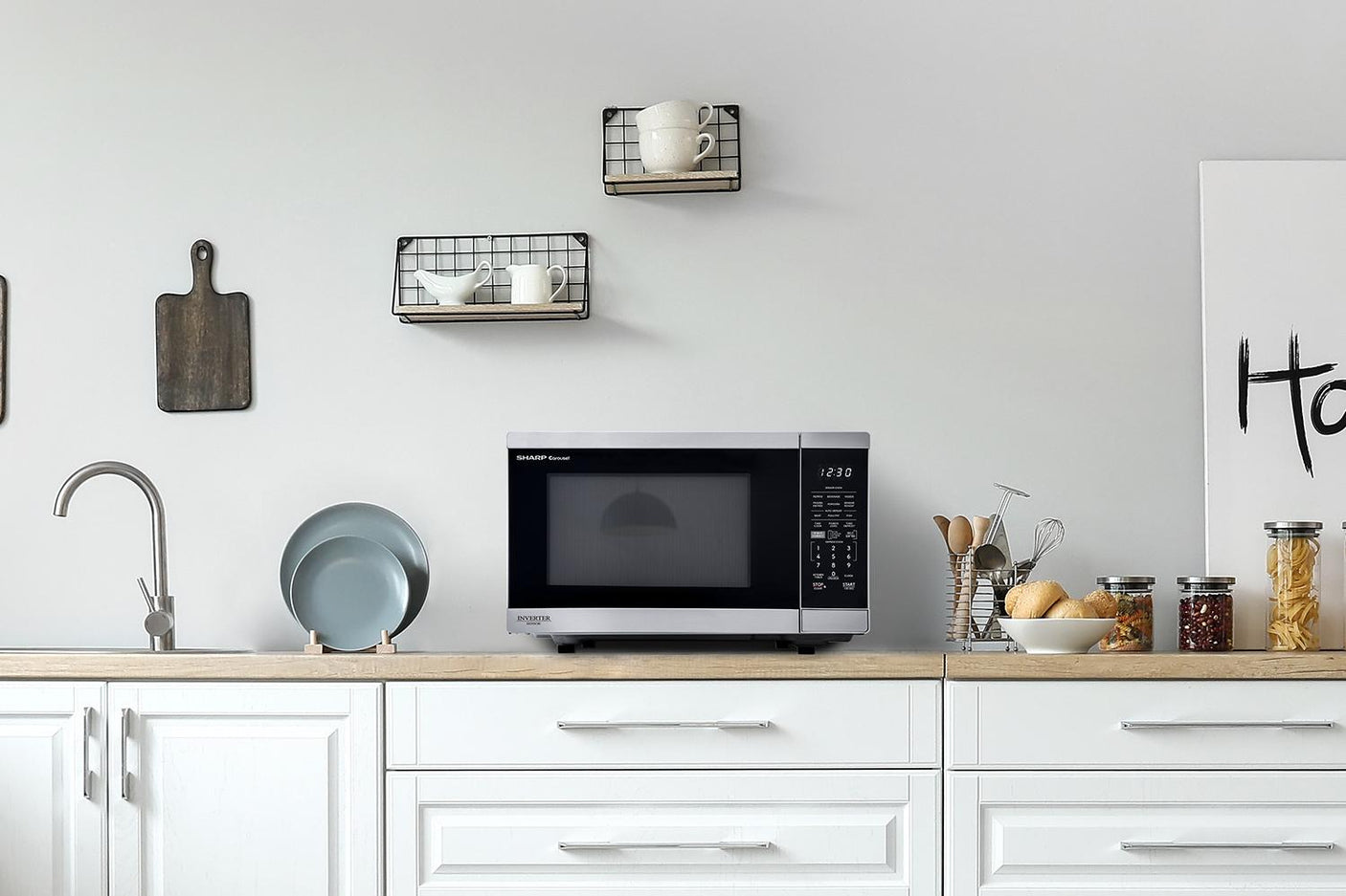 Sharp 1.4 cu. ft. 1100W Smart Stainless Steel Microwave Oven with Inverter Technology