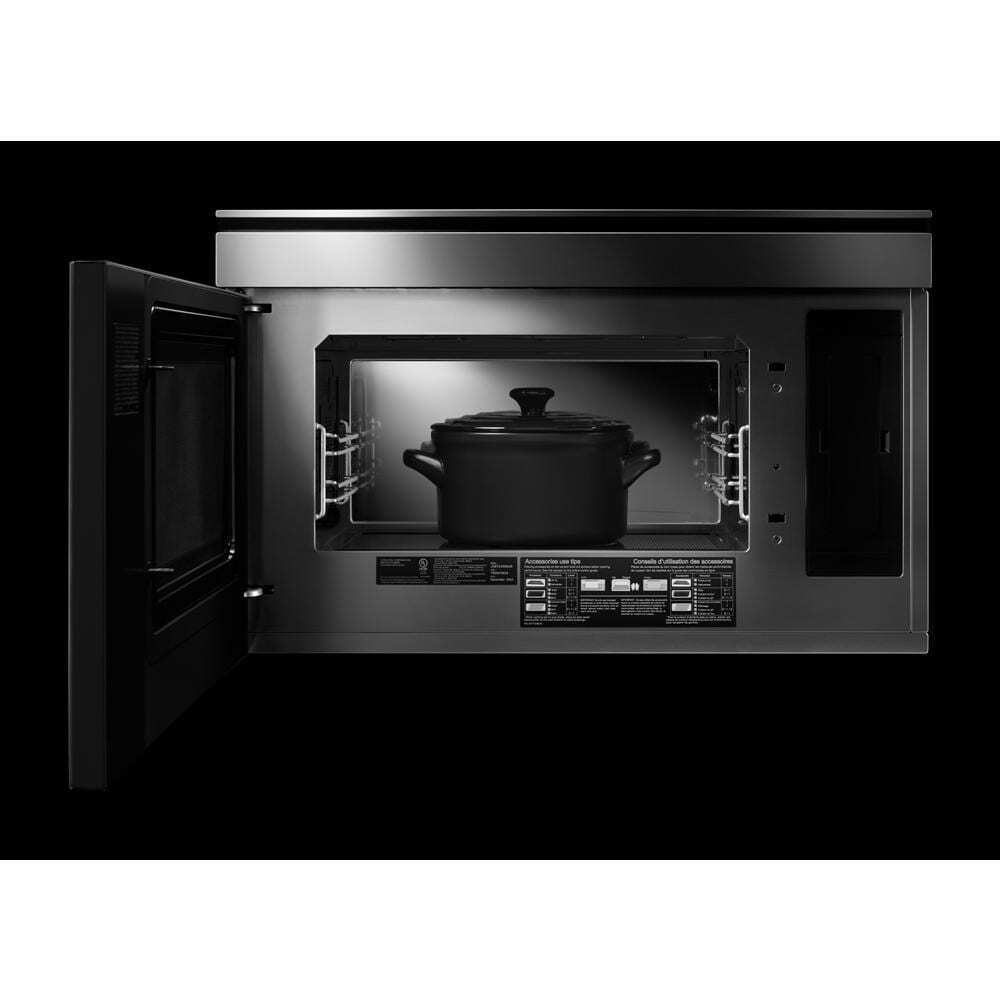 NOIR™ 7-in-1 Flush, Built-in Microwave Oven