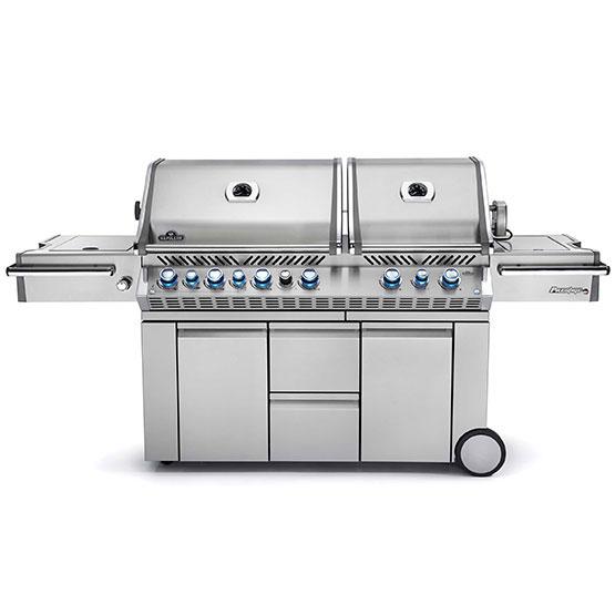 Prestige PRO 825 with Infrared Rear and Side Burners