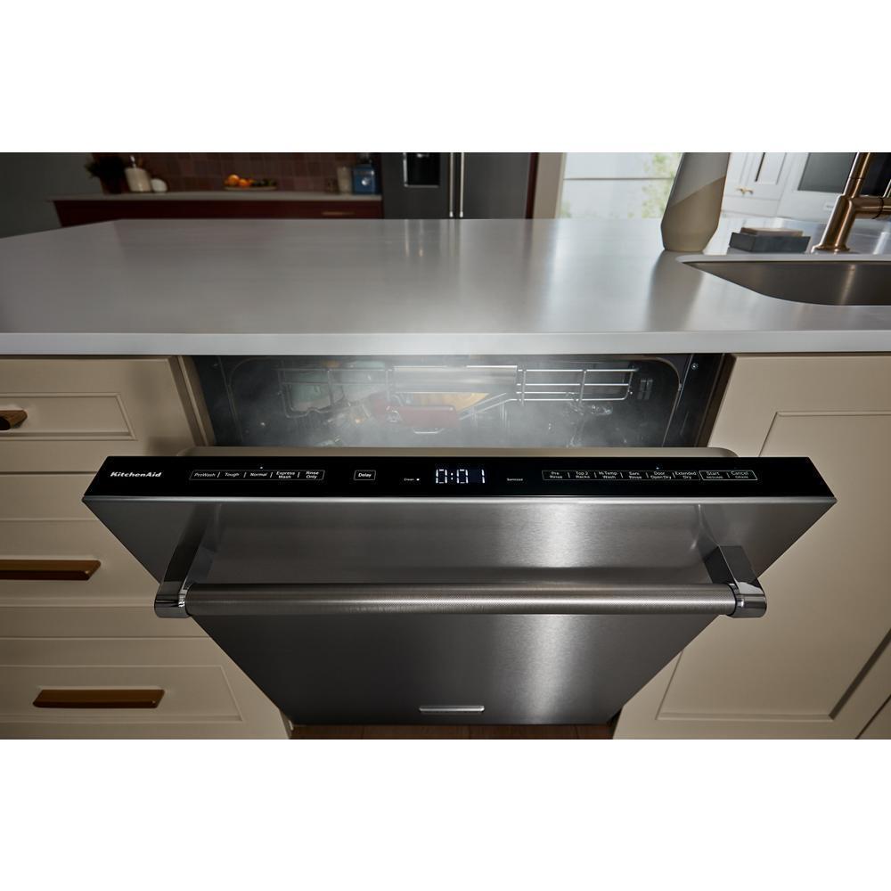 39 dBA PrintShield™ Finish Flush-to-Cabinet Dishwasher with FreeFlex™ Fit Third Level Rack