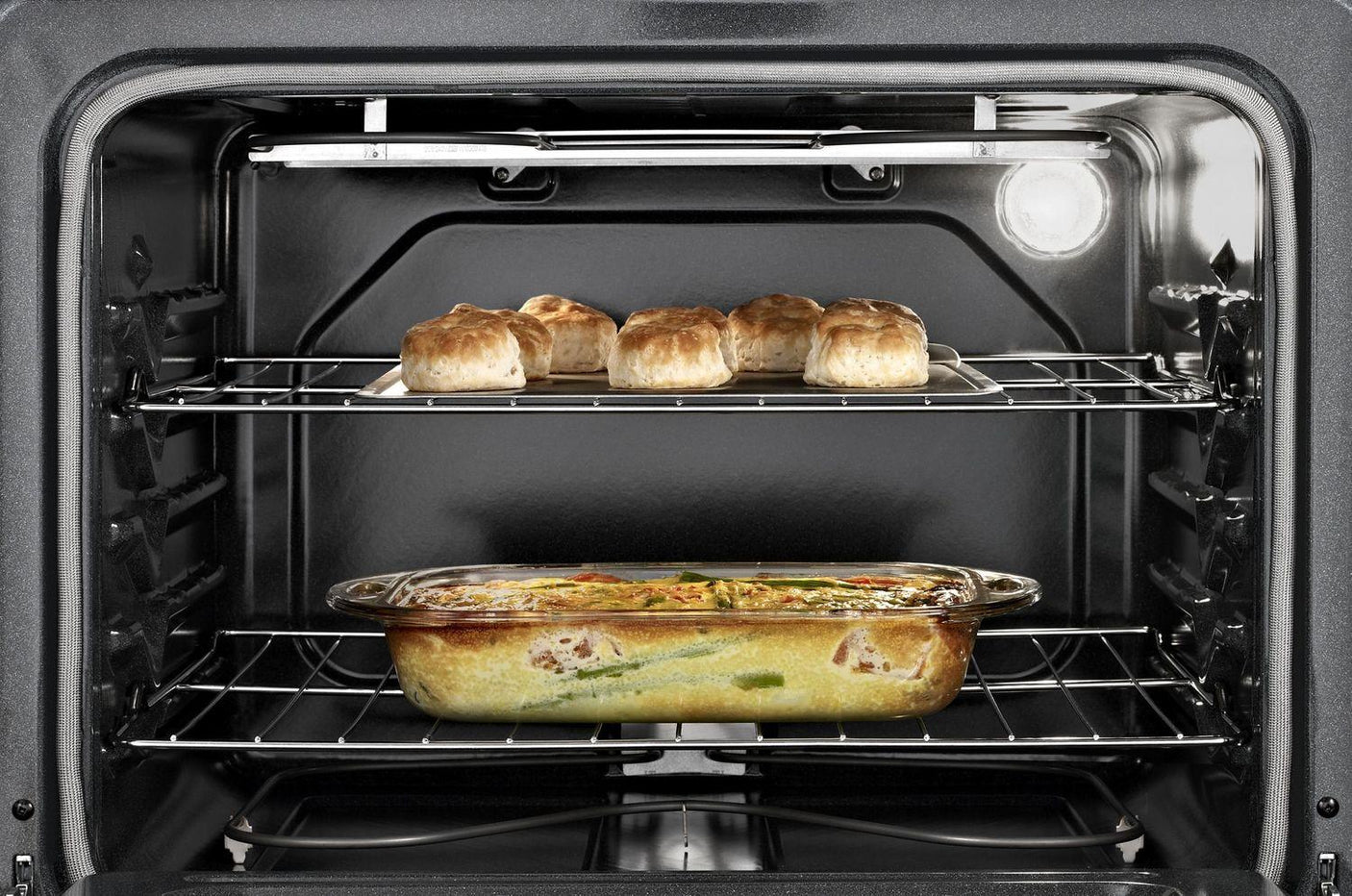 4.8 Cu. Ft. Freestanding Electric Range with FlexHeat Dual Radiant Element Black