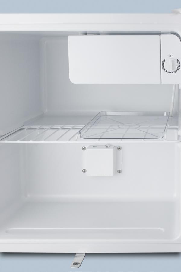 Compact Refrigerator-freezer