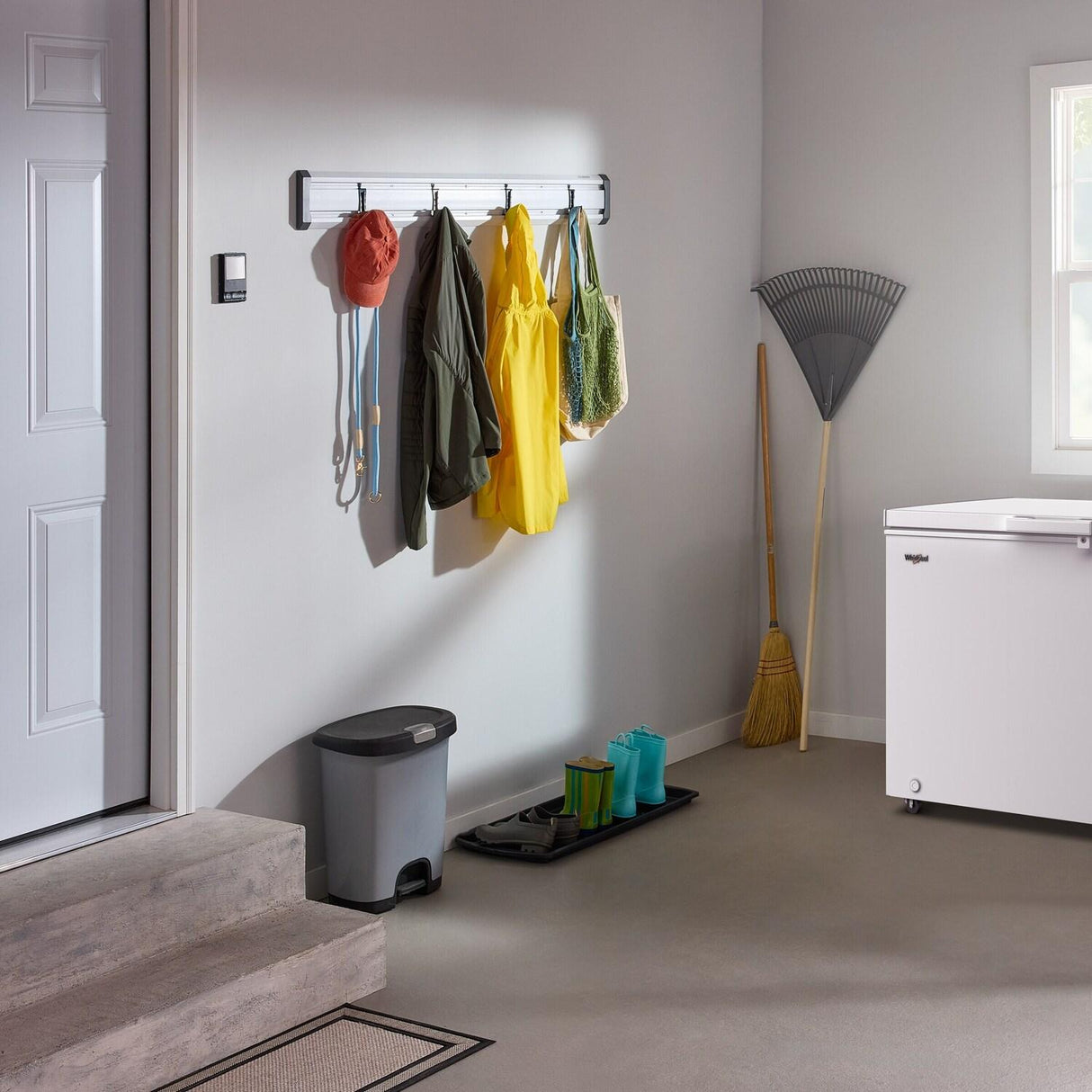 Whirlpool® 11 cu. ft. Chest Freezer with 2 Storage Baskets