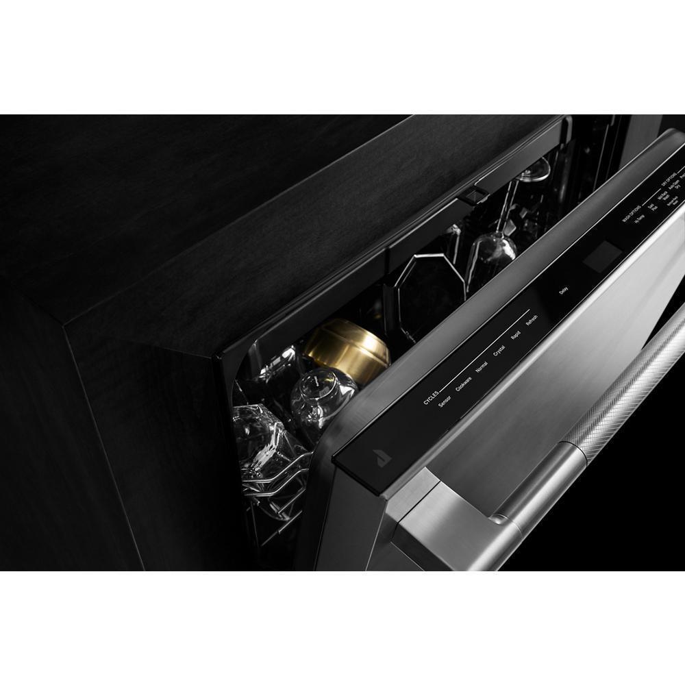 NOIR™ 24" Built-In Dishwasher with Precise Fit 3rd Rack for Cutlery with Plasma Coating, 39 dBA