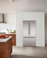 800 Series French Door Bottom Mount Refrigerator 36'' Easy clean stainless steel B36CT81SNS